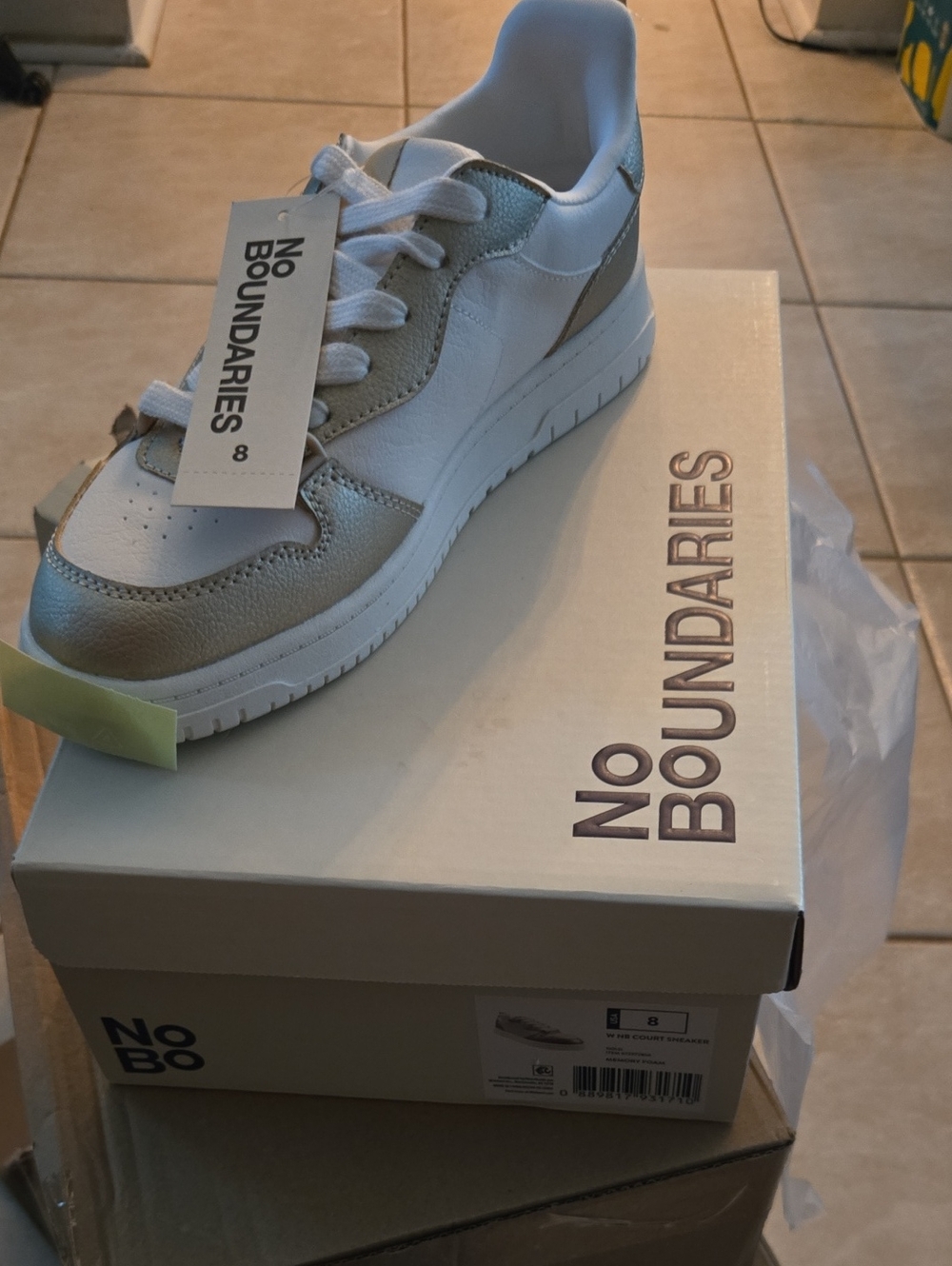 No Boundaries Women's Gold Court Sneakers - Memory Foam - Size 8 (NIB)